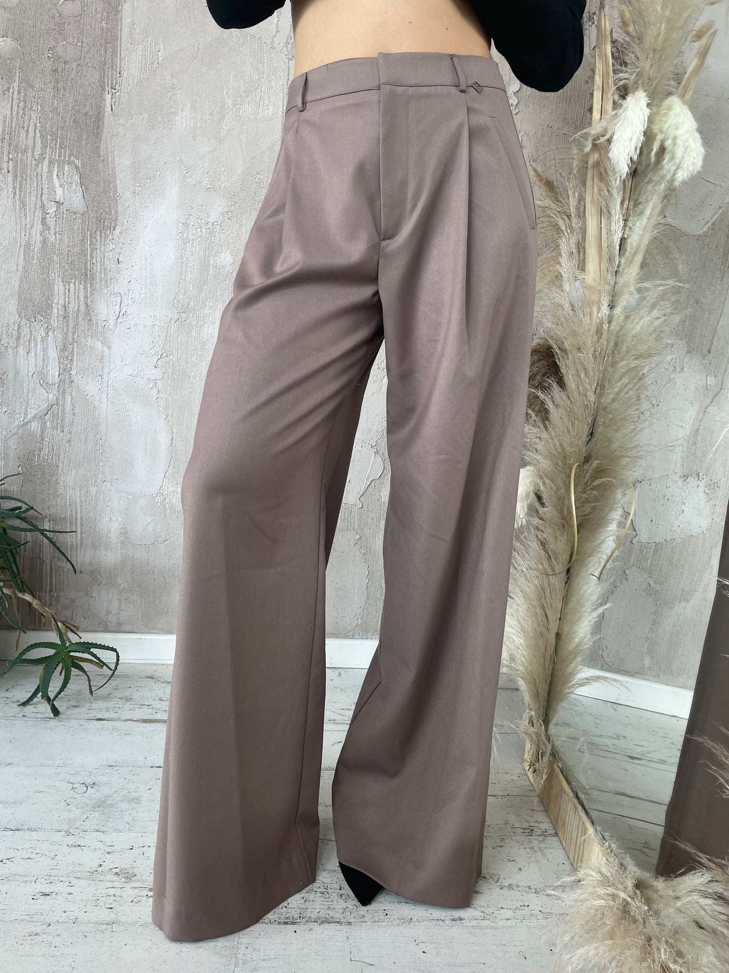 Pantalone palazzo Même Road