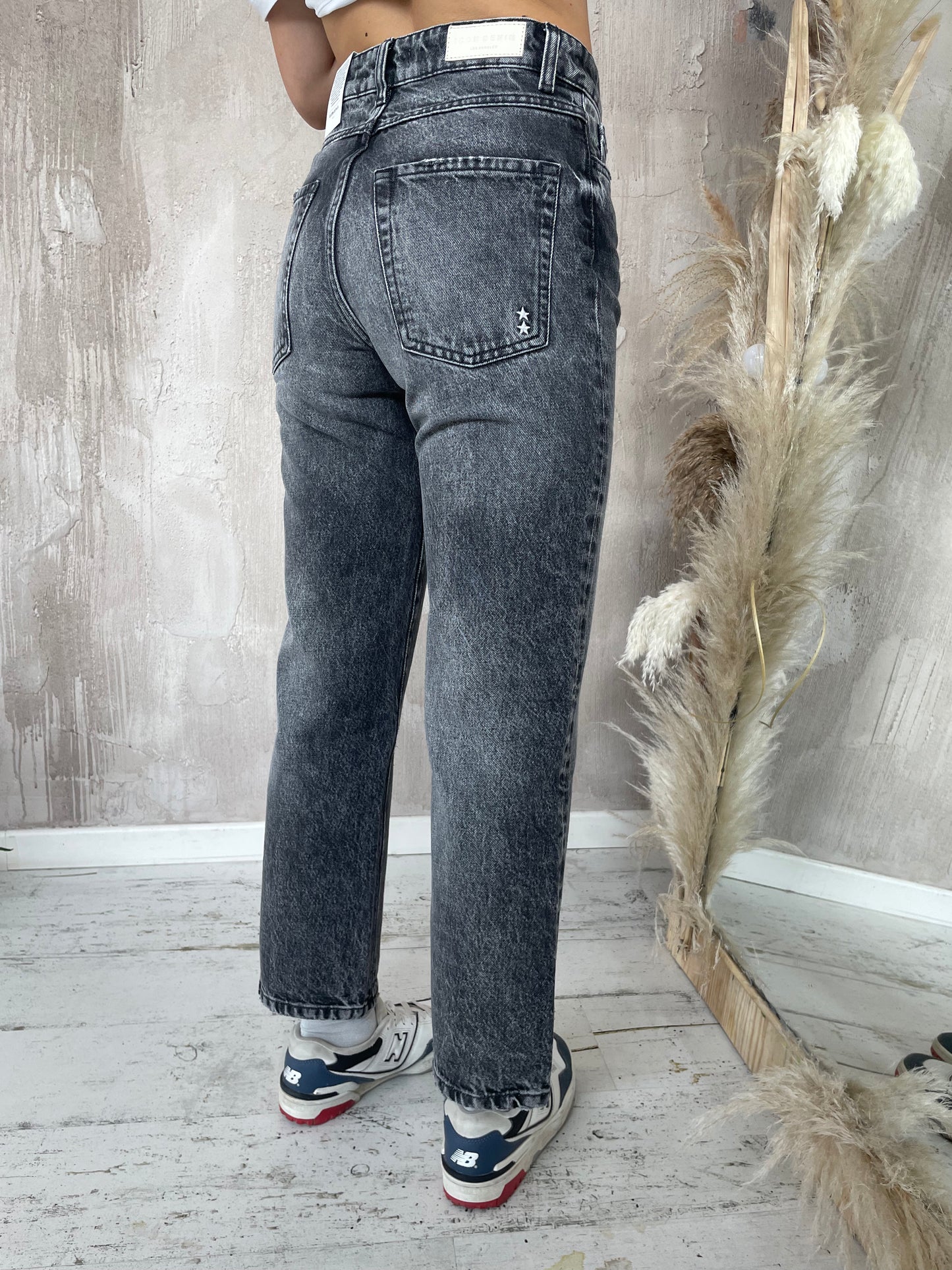 Jeans "Jill" nero slavato Icon Denim